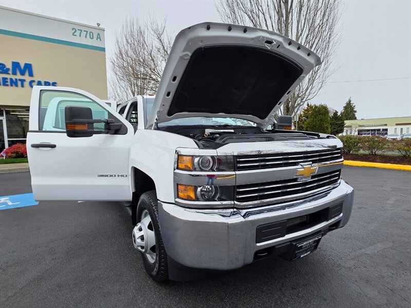 2015 Chevrolet Silverado 3500 FLAT BED DUALLY 4X4 6.6L DURAMAX DIESEL 39K MILES / LONG BED / 1-TON / ALLISON / LOW MILES - Photo 26 - Portland, OR 97217
