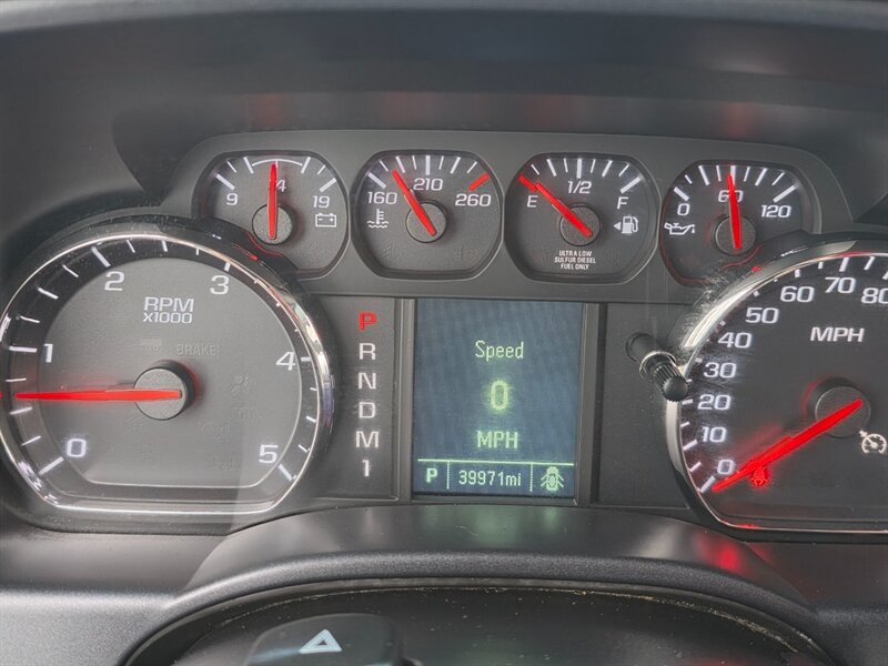 2015 Chevrolet Silverado 3500 FLAT BED DUALLY 4X4 6.6L DURAMAX DIESEL 39K MILES / LONG BED / 1-TON / ALLISON / LOW MILES - Photo 24 - Portland, OR 97217