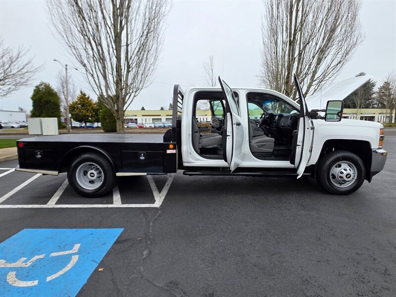 2015 Chevrolet Silverado 3500 FLAT BED DUALLY 4X4 6.6L DURAMAX DIESEL 39K MILES / LONG BED / 1-TON / ALLISON / LOW MILES - Photo 20 - Portland, OR 97217
