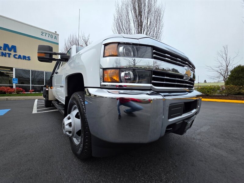 2015 Chevrolet Silverado 3500 FLAT BED DUALLY 4X4 6.6L DURAMAX DIESEL 39K MILES / LONG BED / 1-TON / ALLISON / LOW MILES - Photo 10 - Portland, OR 97217