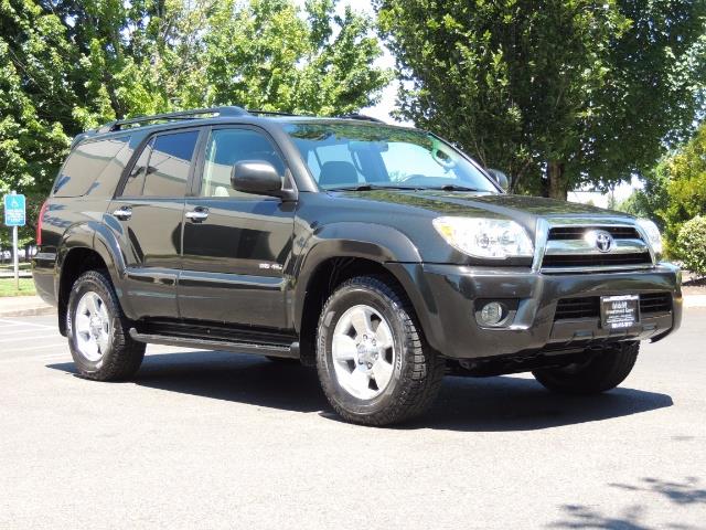 2006 Toyota 4Runner V6 4.0L / 4X4 / DIFF LOCK / 3RD SEATS / 1-OWNER   - Photo 2 - Portland, OR 97217