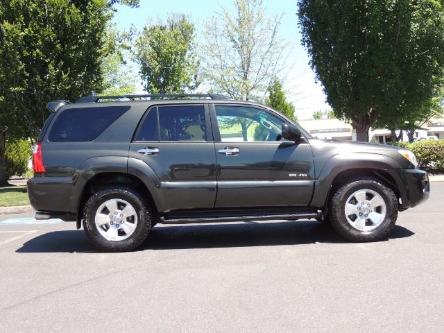 2006 Toyota 4Runner V6 4.0L / 4X4 / DIFF LOCK / 3RD SEATS / 1-OWNER   - Photo 4 - Portland, OR 97217