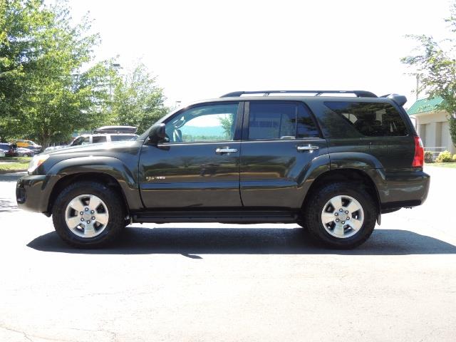 2006 Toyota 4Runner V6 4.0L / 4X4 / DIFF LOCK / 3RD SEATS / 1-OWNER   - Photo 3 - Portland, OR 97217