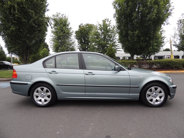 2003 BMW 325i / Sedan / Leather/ Heated seats / EXCEL COND   - Photo 4 - Portland, OR 97217