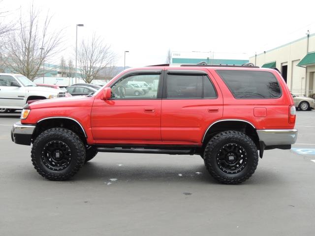 1999 Toyota 4Runner SR5 4X4 / V6 , 3.4L / 5 SPEED MANUAL / LIFTED !!!   - Photo 3 - Portland, OR 97217