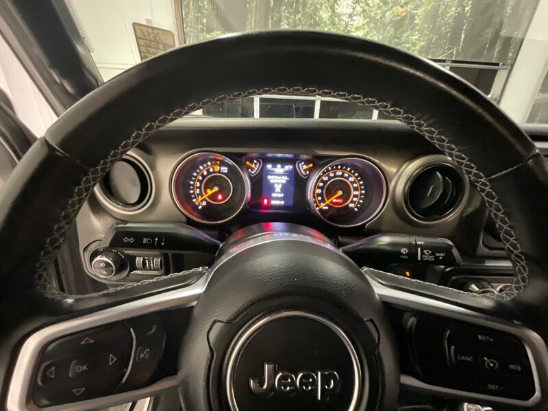 2020 Jeep Gladiator Sport  / Sharp & Clean - Photo 40 - Gladstone, OR 97027