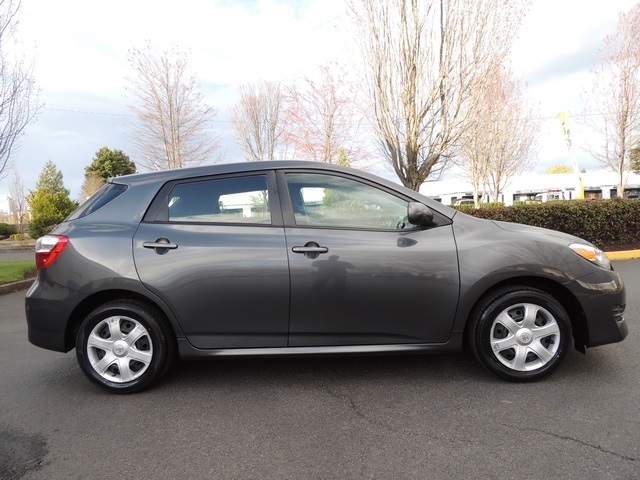 2009 Toyota Matrix Hatchback / 4Cyl /Automatic / Excel Cond   - Photo 4 - Portland, OR 97217