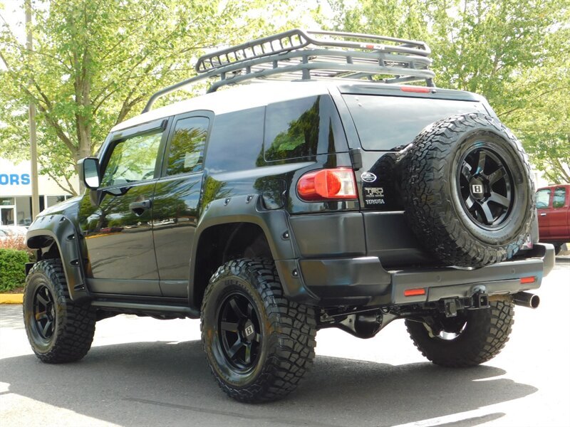 2007 Toyota FJ Cruiser SR5 4Dr / 4x4 / Rear Diff Locks / 33 " MUD / LIFTED - Photo 7 - Portland, OR 97217
