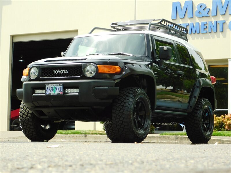 2007 Toyota FJ Cruiser SR5 4Dr / 4x4 / Rear Diff Locks / 33 " MUD / LIFTED - Photo 44 - Portland, OR 97217