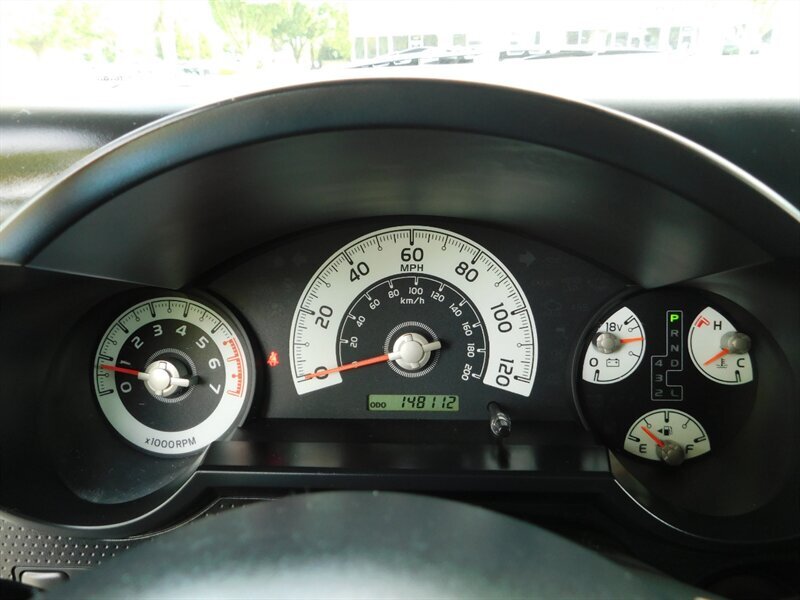 2007 Toyota FJ Cruiser SR5 4Dr / 4x4 / Rear Diff Locks / 33 " MUD / LIFTED - Photo 21 - Portland, OR 97217