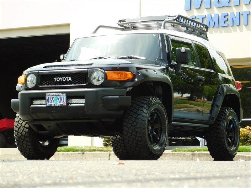 2007 Toyota FJ Cruiser SR5 4Dr / 4x4 / Rear Diff Locks / 33 " MUD / LIFTED - Photo 25 - Portland, OR 97217