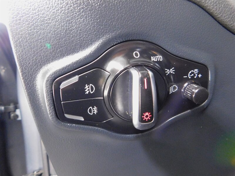 2012 Audi Q5 2.0T quattro Premium - Photo 33 - Gladstone, OR 97027