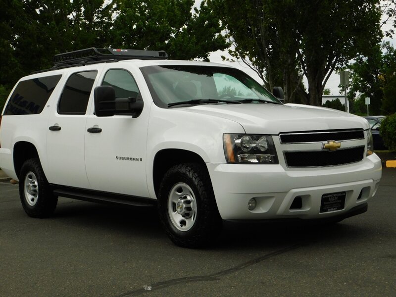 2008 Chevrolet Suburban LS 2500 4X4 Sport Utility 3/4 Ton / 3rd Seat   - Photo 2 - Portland, OR 97217
