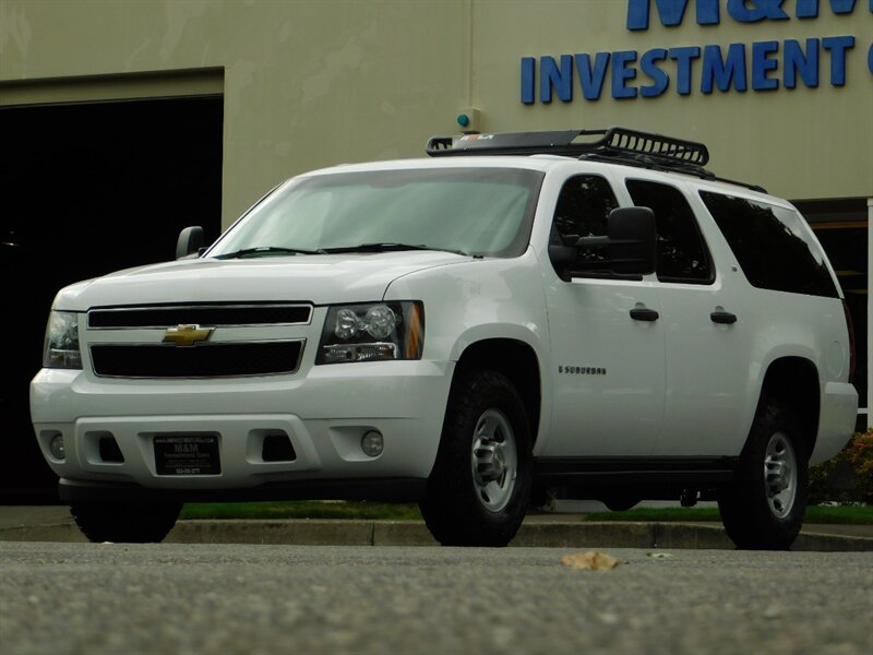 2008 Chevrolet Suburban LS 2500 4X4 Sport Utility 3/4 Ton / 3rd Seat   - Photo 1 - Portland, OR 97217