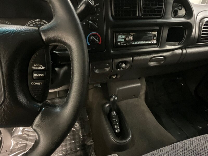 2000 Dodge Ram 2500 SLT Quad Cab 4X4 / 5.9L DIESEL / 80,000 MILES  / Long Bed / LOCAL TRUCK - Photo 49 - Gladstone, OR 97027