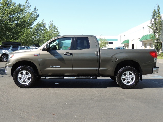 2009 Toyota Tundra DOUBLE CAB / 4X4 / 5.7 L / LEATHER / 1-OWNER   - Photo 3 - Portland, OR 97217