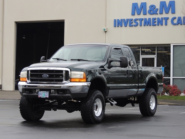 2001 Ford F-250 Super Duty XLT / 4X4 / 7.3L Diesel / LIFTED LIFTED   - Photo 1 - Portland, OR 97217