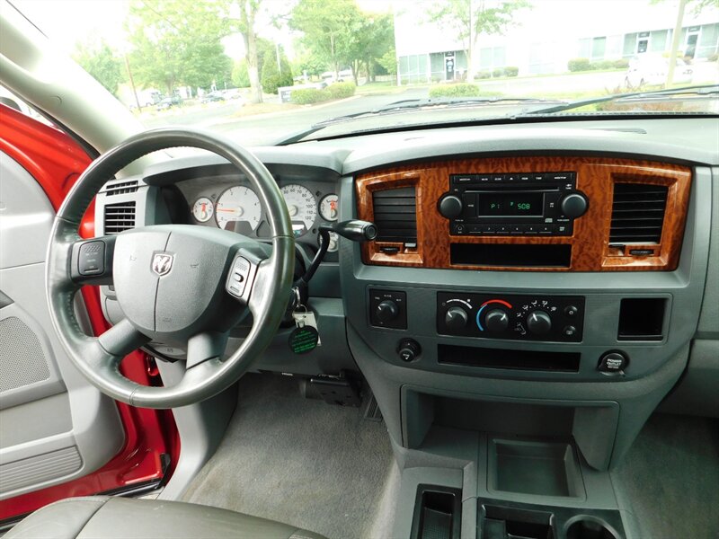 2006 Dodge Ram 2500 SLT MEGACAB / 4X4 / 5.9L CUMMINS DIESEL / LIFTED   - Photo 18 - Portland, OR 97217