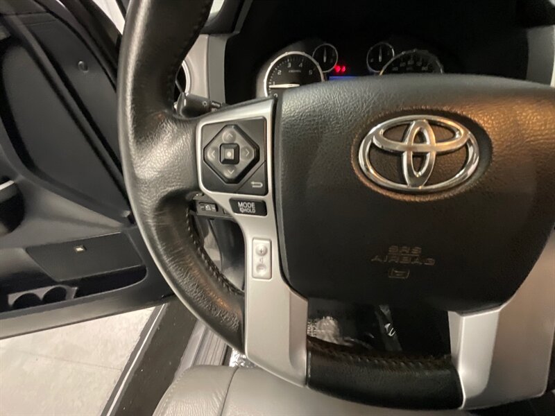 2015 Toyota Tundra Limited CREW MAX 4X4 / 5.7L V8 / FULLY LOADED  /Navigation & Backup Camera - Photo 47 - Gladstone, OR 97027