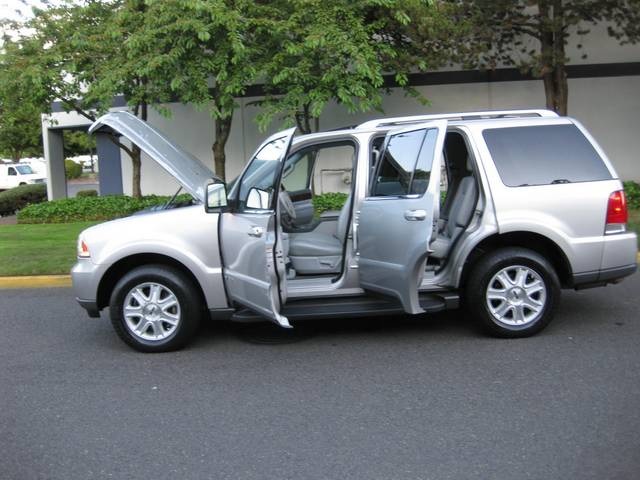 2004 Lincoln Aviator Luxury   - Photo 38 - Portland, OR 97217