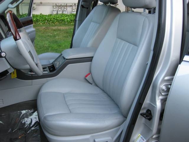 2004 Lincoln Aviator Luxury   - Photo 18 - Portland, OR 97217