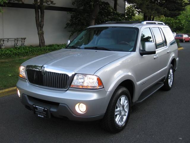 2004 Lincoln Aviator Luxury   - Photo 1 - Portland, OR 97217