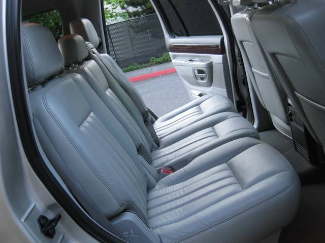 2004 Lincoln Aviator Luxury   - Photo 22 - Portland, OR 97217