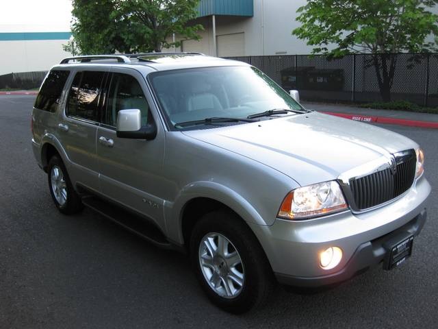 2004 Lincoln Aviator Luxury   - Photo 8 - Portland, OR 97217