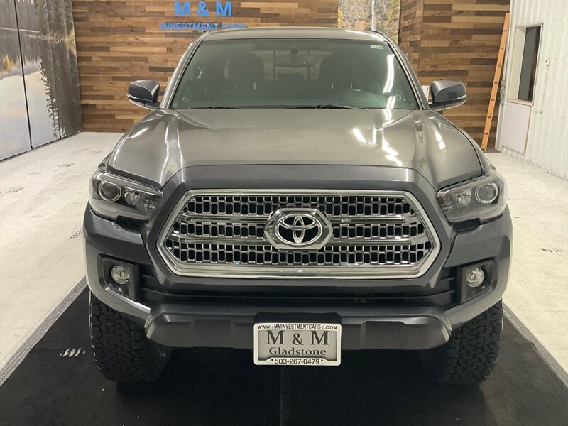2017 Toyota Tacoma TRD Off-Road 4X4 / NEW LIFT w. WHEELS & TIRES  / 1-OWNER / Navigation & Camera / CRAWL CONTROL / SHARP & CLEAN ! ! - Photo 5 - Gladstone, OR 97027