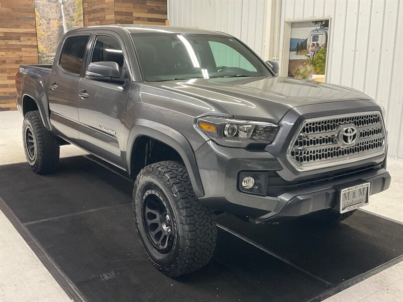 2017 Toyota Tacoma TRD Off-Road 4X4 / NEW LIFT w. WHEELS & TIRES  / 1-OWNER / Navigation & Camera / CRAWL CONTROL / SHARP & CLEAN ! ! - Photo 2 - Gladstone, OR 97027