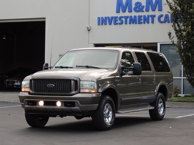 2003 Ford Excursion Limited / 4X4 / 7.3L DIESEL / 3rd Seat / Exel Cond   - Photo 1 - Portland, OR 97217