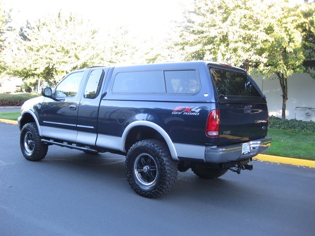 2002 Ford F-150 Lariat FX4 Long Bed LIFTED   - Photo 4 - Portland, OR 97217