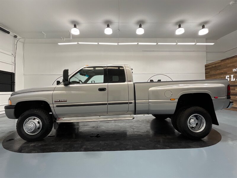 2001 Dodge Ram 3500 SLT Plus 4Dr  4X4/ 5.9L DIESEL / DUALLY /119K MILE  / LONG BED / RUST FREE / Excel Cond - Photo 3 - Gladstone, OR 97027