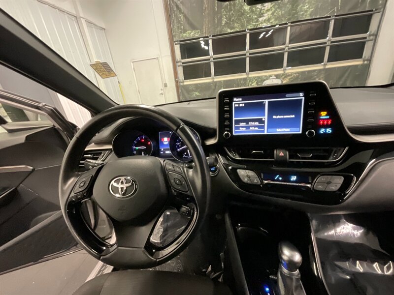 2019 Toyota C-HR XLE Sport Utility 4-Door / 1-OWNER / 56,000 MILES  Backup Camera / SHARP & CLEAN SUV Hatchback - Photo 21 - Gladstone, OR 97027