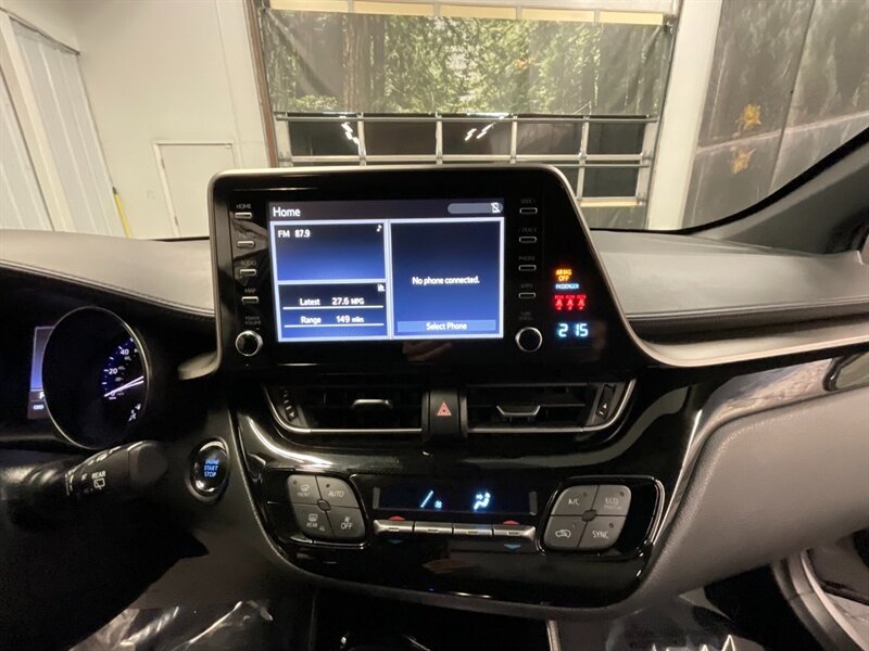 2019 Toyota C-HR XLE Sport Utility 4-Door / 1-OWNER / 56,000 MILES  Backup Camera / SHARP & CLEAN SUV Hatchback - Photo 20 - Gladstone, OR 97027