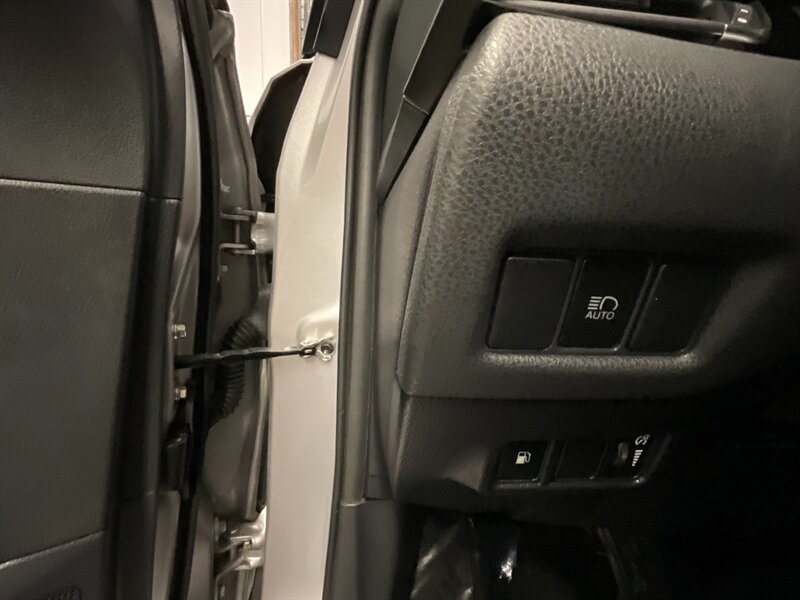 2019 Toyota C-HR XLE Sport Utility 4-Door / 1-OWNER / 56,000 MILES  Backup Camera / SHARP & CLEAN SUV Hatchback - Photo 26 - Gladstone, OR 97027
