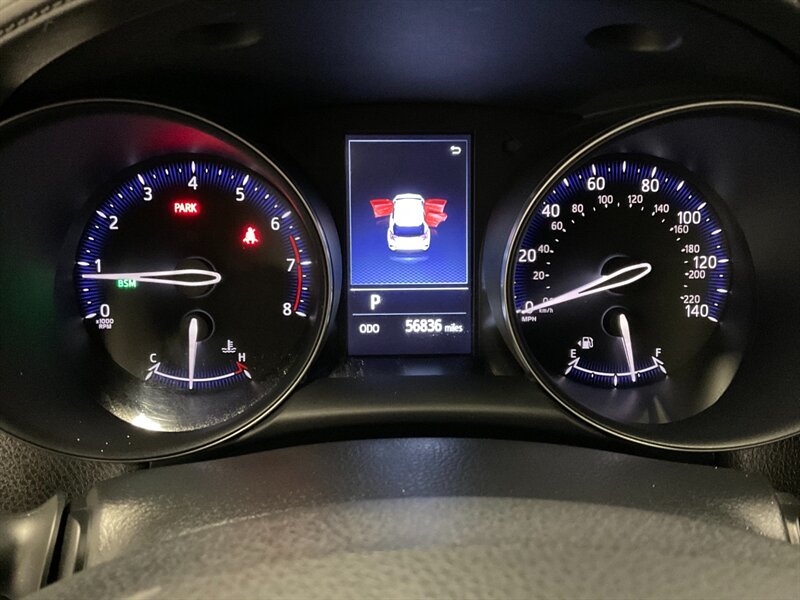 2019 Toyota C-HR XLE Sport Utility 4-Door / 1-OWNER / 56,000 MILES  Backup Camera / SHARP & CLEAN SUV Hatchback - Photo 30 - Gladstone, OR 97027