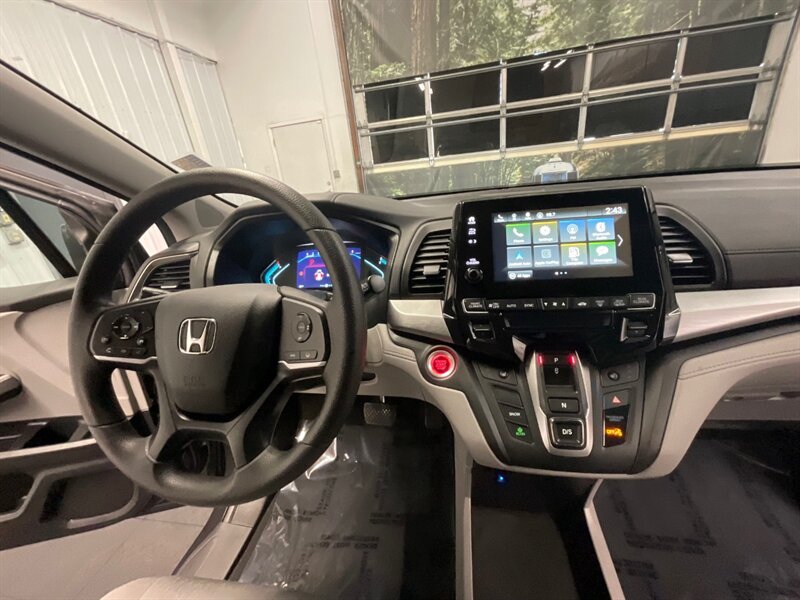 2019 Honda Odyssey EX MiniVan / 8-Passenger / 1 OWNER / 27,000 MILE  LOCAL ONE OWNER / EXCELLENT CONDITION LOW MILES - Photo 19 - Gladstone, OR 97027