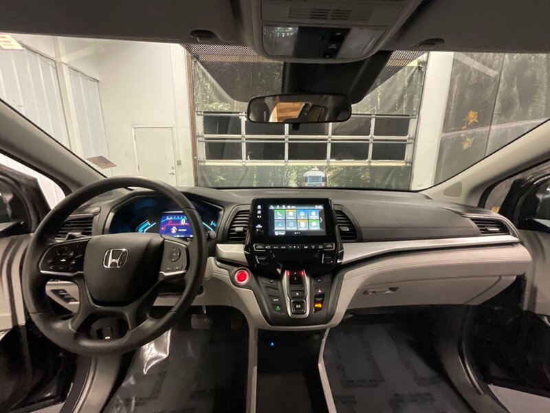 2019 Honda Odyssey EX MiniVan / 8-Passenger / 1 OWNER / 27,000 MILE  LOCAL ONE OWNER / EXCELLENT CONDITION LOW MILES - Photo 37 - Gladstone, OR 97027