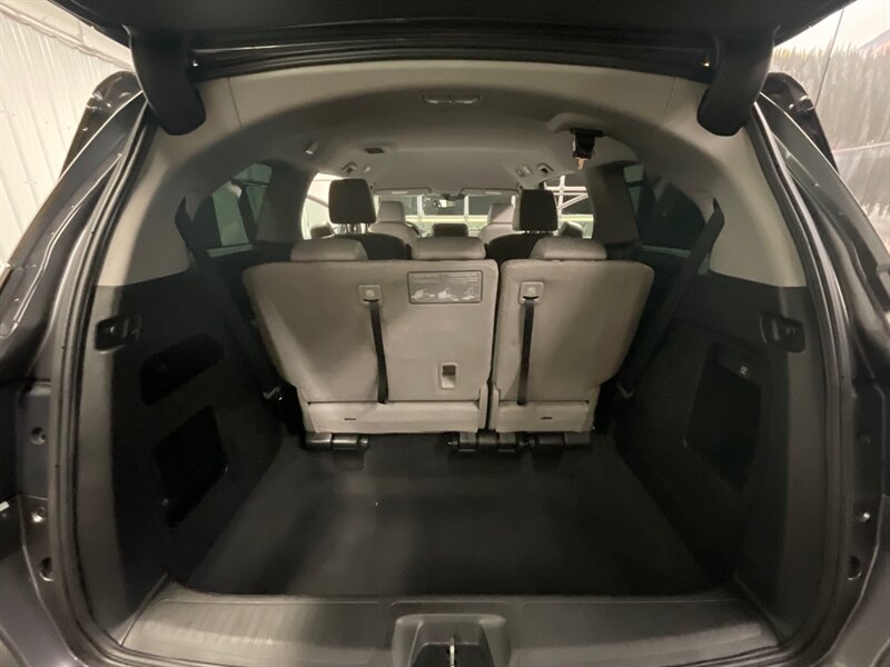 2019 Honda Odyssey EX MiniVan / 8-Passenger / 1 OWNER / 27,000 MILE  LOCAL ONE OWNER / EXCELLENT CONDITION LOW MILES - Photo 15 - Gladstone, OR 97027