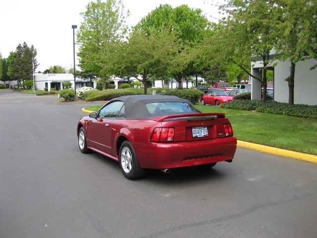 2003 Ford Mustang Deluxe CONVERTIBLE POWER TOP V6 / AUTOMATIC   - Photo 3 - Portland, OR 97217