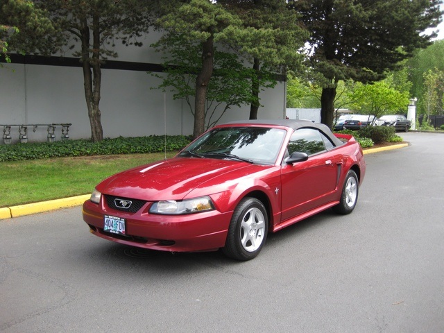 2003 Ford Mustang Deluxe CONVERTIBLE POWER TOP V6 / AUTOMATIC   - Photo 1 - Portland, OR 97217
