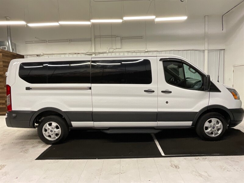 2017 Ford Transit 350 XLT Passenger 3.7L 6Cyl /Low Roof/57,000 MIles  / Backup Camera / 8-Passenger w. CARGO AREA - Photo 4 - Gladstone, OR 97027