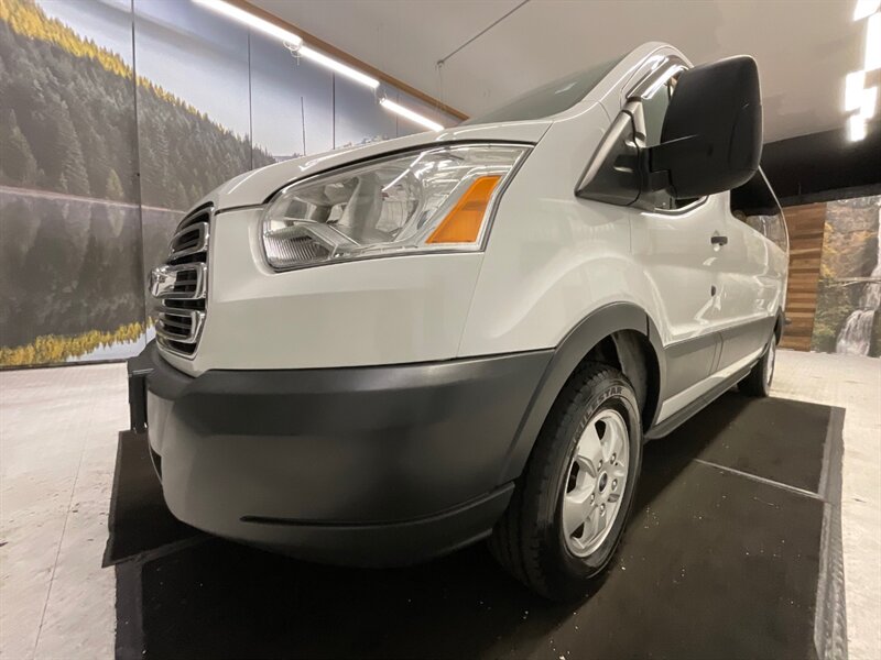 2017 Ford Transit 350 XLT Passenger 3.7L 6Cyl /Low Roof/57,000 MIles  / Backup Camera / 8-Passenger w. CARGO AREA - Photo 24 - Gladstone, OR 97027