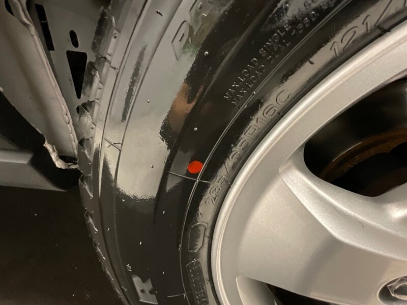 2017 Ford Transit 350 XLT Passenger 3.7L 6Cyl /Low Roof/57,000 MIles / Backup Camera / 8-Passenger w. CARGO AREA - Photo 42 - Gladstone, OR 97027