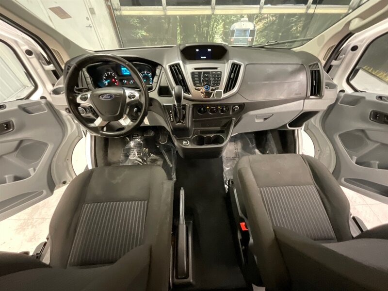 2017 Ford Transit 350 XLT Passenger 3.7L 6Cyl /Low Roof/57,000 MIles / Backup Camera / 8-Passenger w. CARGO AREA - Photo 13 - Gladstone, OR 97027