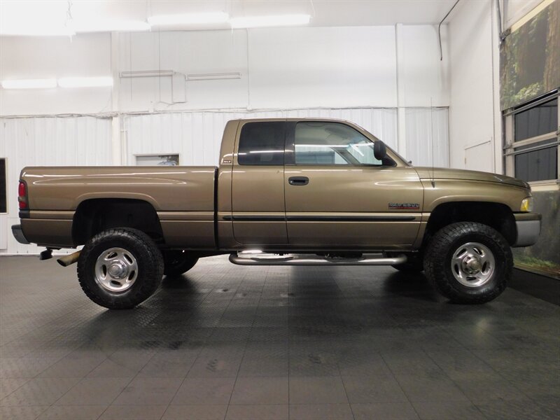 2001 Dodge Ram 2500 Laramie 4X4 / 5.9L DIESEL/ NEW TIRES/ 116,000 MILE   - Photo 4 - Gladstone, OR 97027