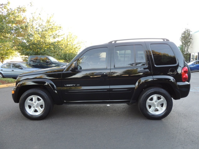 2003 Jeep Liberty Limited / 4WD / V6 / Leather / MoonRoof/ 96k miles   - Photo 3 - Portland, OR 97217
