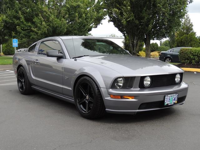2006 Ford Mustang GT Premium / Leather / 5-SPEED / Excel Cond   - Photo 2 - Portland, OR 97217