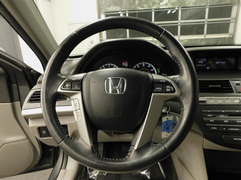 2010 Honda Accord EX-L V6 3.5L / Leath   - Photo 20 - Gladstone, OR 97027